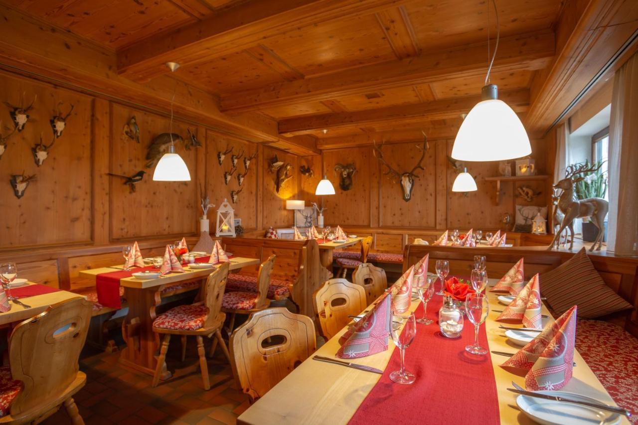 Landidyll Hotel Zum Alten Schloss Kirchensittenbach Ngoại thất bức ảnh
