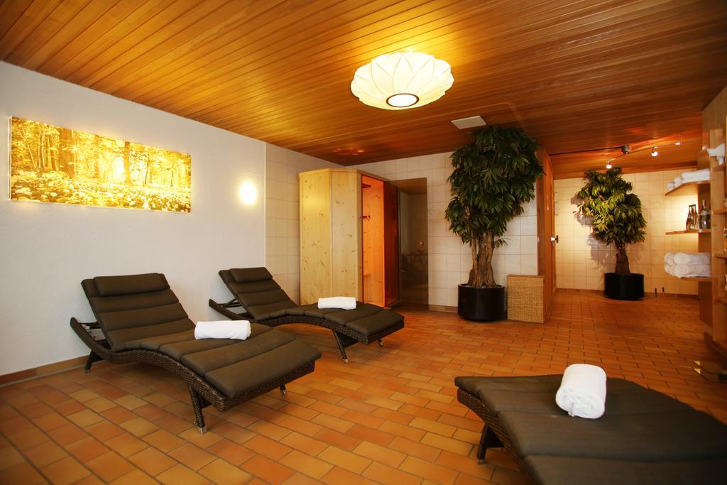 Landidyll Hotel Zum Alten Schloss Kirchensittenbach Phòng bức ảnh