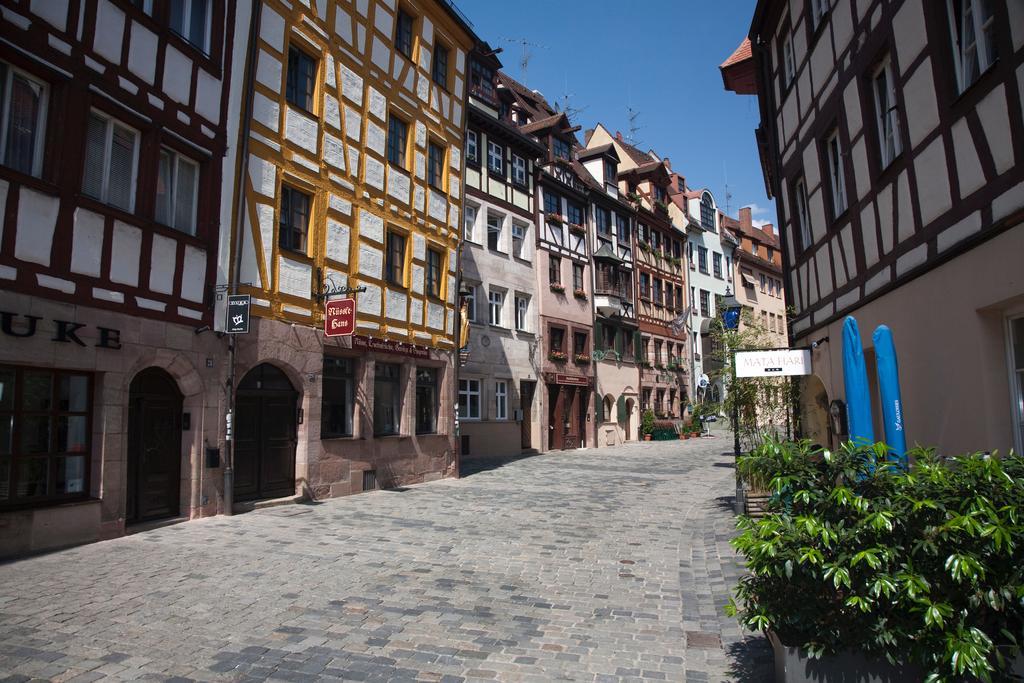 Landidyll Hotel Zum Alten Schloss Kirchensittenbach Ngoại thất bức ảnh